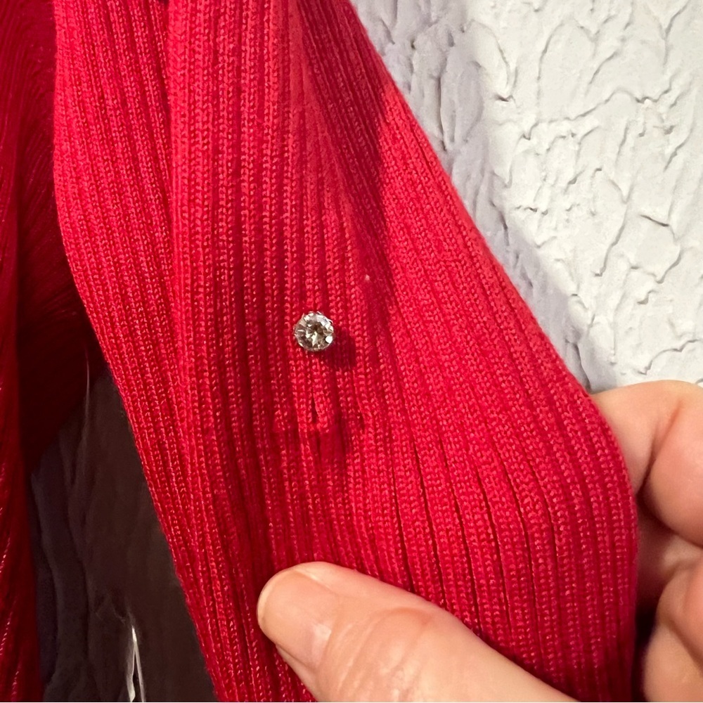 Red Ridded Sweater with Rhinestone Embellishments New size medium - Picture 14 of 14
